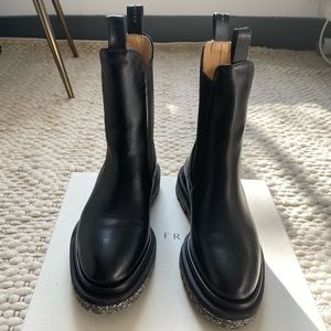 Dear Frances, Tony boot, contrast